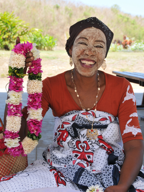 Les colliers de jasmin, où l'accueil en couleur à Mayotte